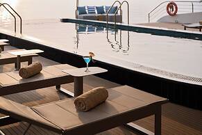 Calista Halong Bay Cruise