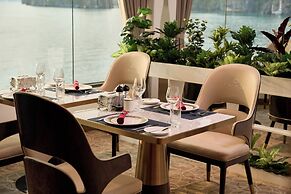 Calista Halong Bay Cruise