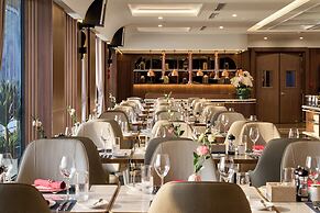 Calista Halong Bay Cruise