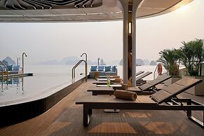 Calista Halong Bay Cruise