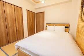 Miro Fushimiinari Tei South