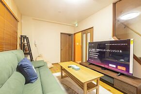 Miro Fushimiinari Tei South