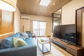 Miro Fushimiinari Tei North