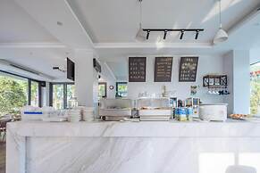 Yinshu Lunas Vila Courtyard Garden Resort Hotel (Shanghai Internationa