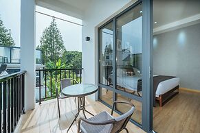 Yinshu Lunas Vila Courtyard Garden Resort Hotel (Shanghai Internationa