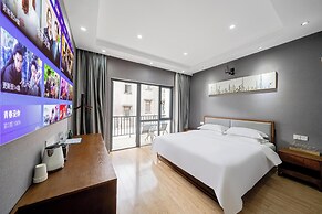 Yinshu Lunas Vila Courtyard Garden Resort Hotel (Shanghai Internationa