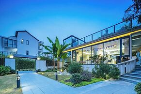 Yinshu Lunas Vila Courtyard Garden Resort Hotel (Shanghai Internationa