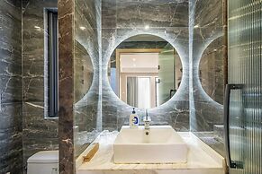 Yinshu Lunas Vila Courtyard Garden Resort Hotel (Shanghai Internationa