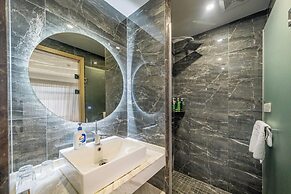 Yinshu Lunas Vila Courtyard Garden Resort Hotel (Shanghai Internationa