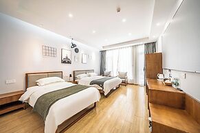 Yinshu Lunas Vila Courtyard Garden Resort Hotel (Shanghai Internationa