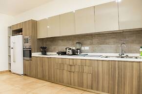 Crystal House Shortlets