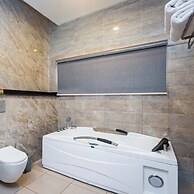 Crystal House Shortlets