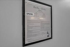 Honky Tonk Angels Suite