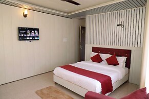 Ditya Destiny's JK River View Resort