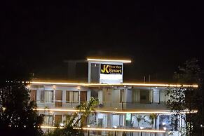 Ditya Destiny's JK River View Resort