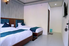 Ditya Destiny's JK River View Resort