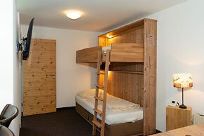 Apartment in Tyrol With Mountain-views