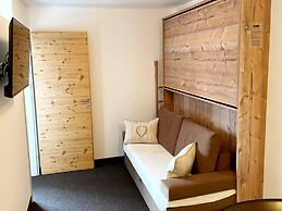 Apartment in Tyrol With Mountain-views