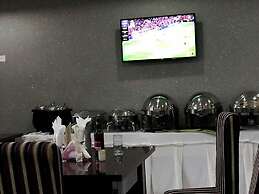 Tatiana Hotel and Suites