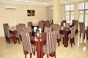 Tatiana Hotel and Suites