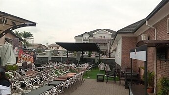 Tatiana Hotel and Suites