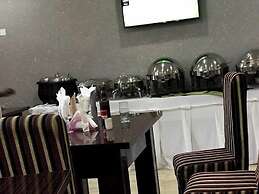 Tatiana Hotel and Suites