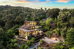 Fireplace Suite - Ocean Views & Beach