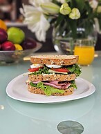 Fireplace Suite - Ocean Views & Beach