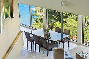 Fireplace Suite - Ocean Views & Beach