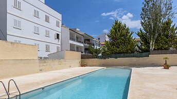 Pretty Apartment With Balcony