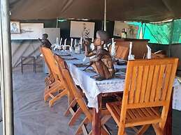 Bushemen Plains Camp-Wild Map Safaris