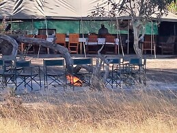 Bushemen Plains Camp-Wild Map Safaris