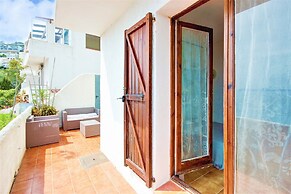 Apartment With Furnished Terrace