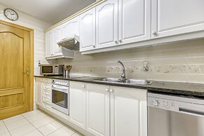 Beautiful Apartment With View