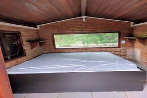 Maple Leaf Ecovillage Camping & Reserve
