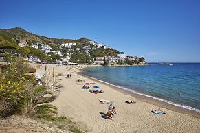 Beautiful Apartment With View