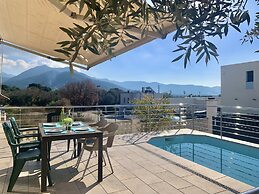 Beautiful Apartment With View