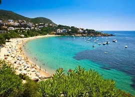 Apartment in Roses Near Beach