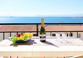 Apartment in Roses Near Beach