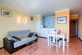 Apartment in Roses Near Beach