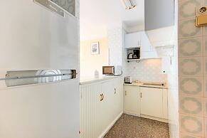 Apartment in Roses Near Beach