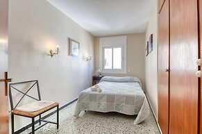 Apartment Near Plataj De Roses Beach