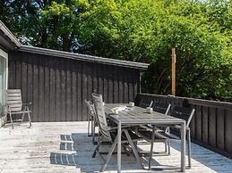 Peaceful Cabin Retreat in Ebeltoft