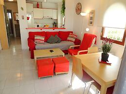 Beautiful Apartment in Roses With Terrace