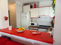 Beautiful Apartment in Roses With Terrace