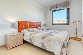 Pretty Apartment With Balcony