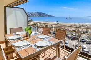 Pretty Apartment With Balcony