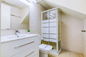 Pretty Apartment With Balcony