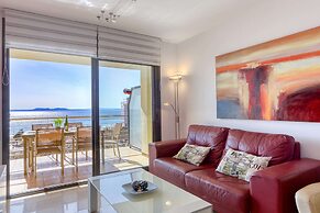 Pretty Apartment With Balcony