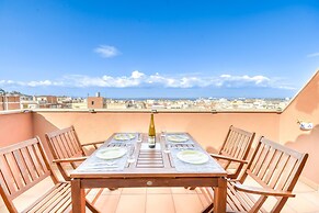 Beautiful Apartment With View